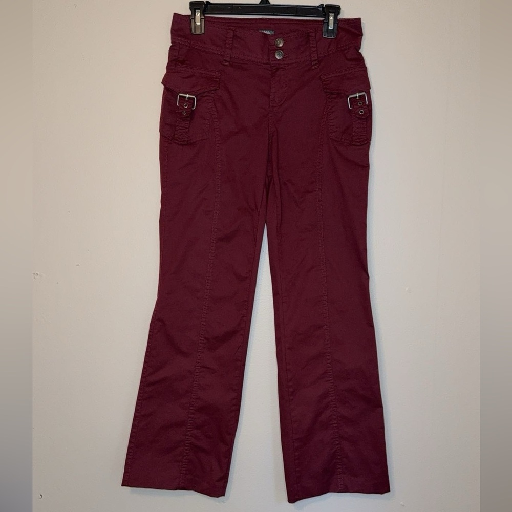 Wild Fable Womens Burgundy Low-Rise Bootcut Cargo Pants Buckle Details small